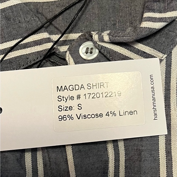 Harshman/Women’s NWT Gray Striped Blouse Size S - Picture 6 of 6